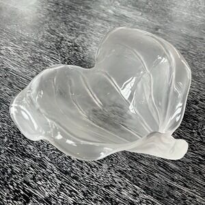 2000 Art Glass Shell or‎ Leaf Bowl Signed by Nikolas Weinstein